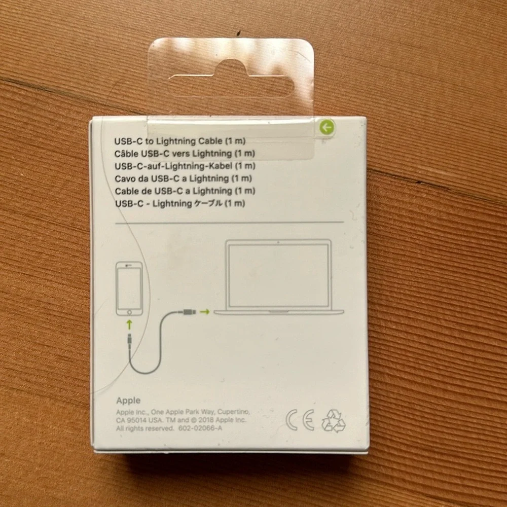 Apple USB-C to Lightning Cable - 1 M